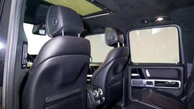 Stunning Mercedes-AMG G63 - Ultimate Luxury SUV - Image 3